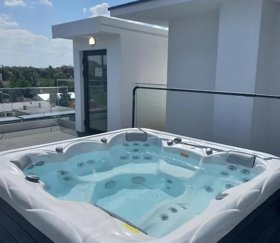 Oli&joly Baltic Marina קולובז'ג